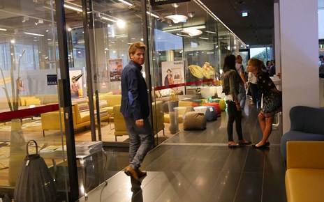 Alfred Maierhofer Eröffnung freistil ROLF BENZ Store Stilwerk Wien