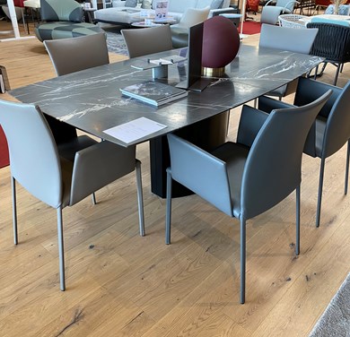 © ADLER-LL-1224_1.jpg