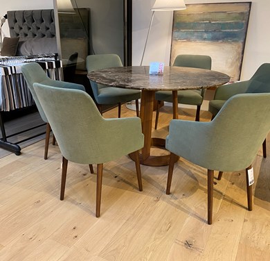 © MONO_STUHL_GR_2.JPG