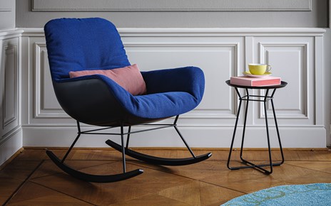 Freifrau Leya Rocking Lounge Chair Stoff Leder Blend Wohndesign Maierhofer