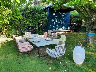 Freifrau Leyasol Sessel im Garten