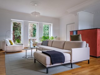 Wohnzimmer mit Rolf Benz Cara Sofa