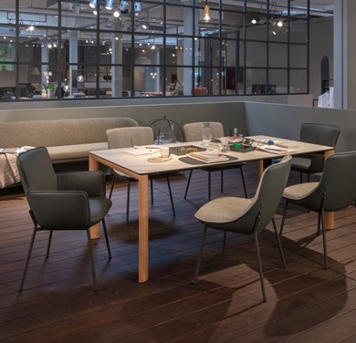 © RB655OA24556_2.jpg