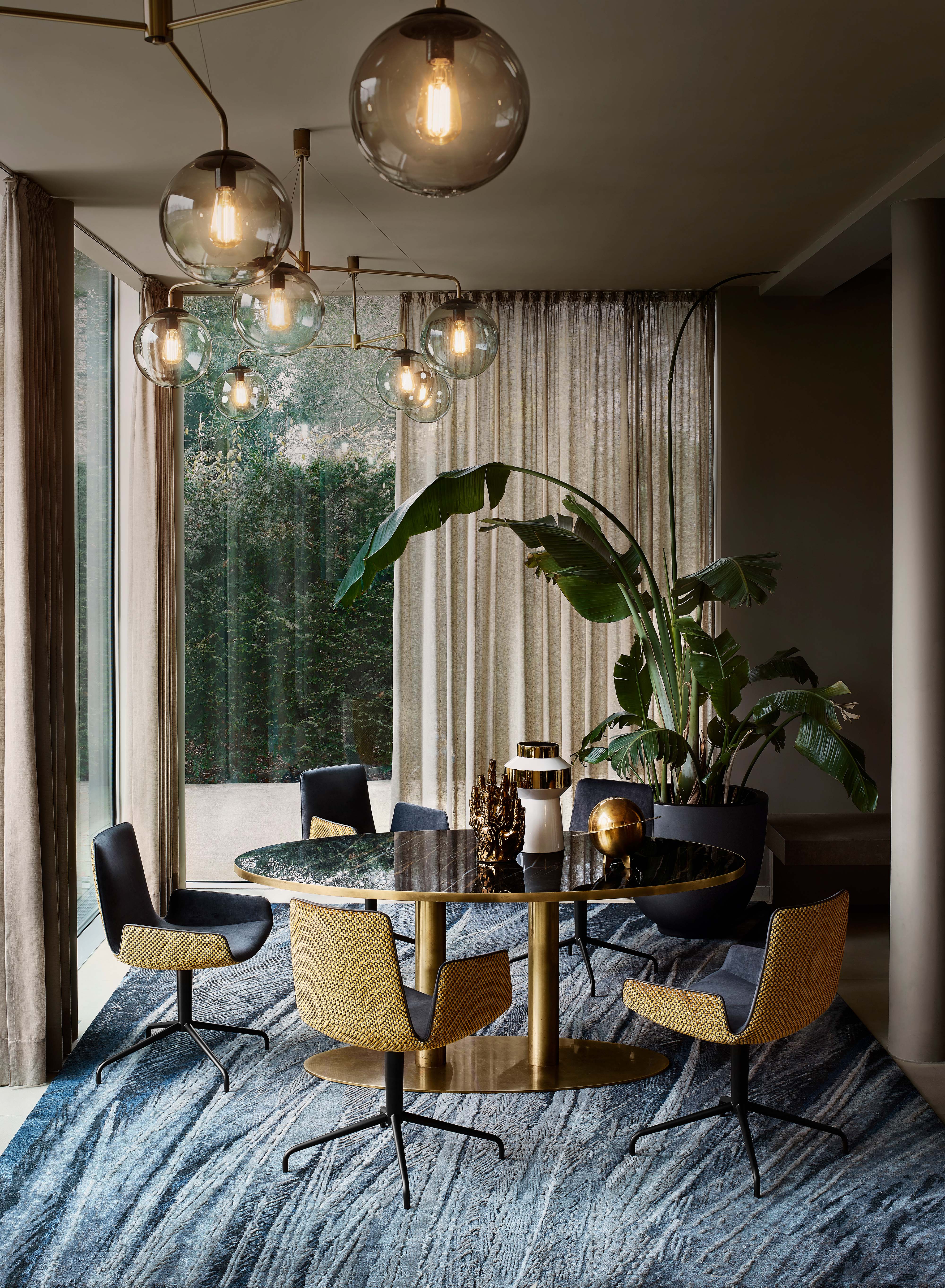 Freifrau Amelie Stühle Sessel Stoff Leder Wohndesign Maierhofer