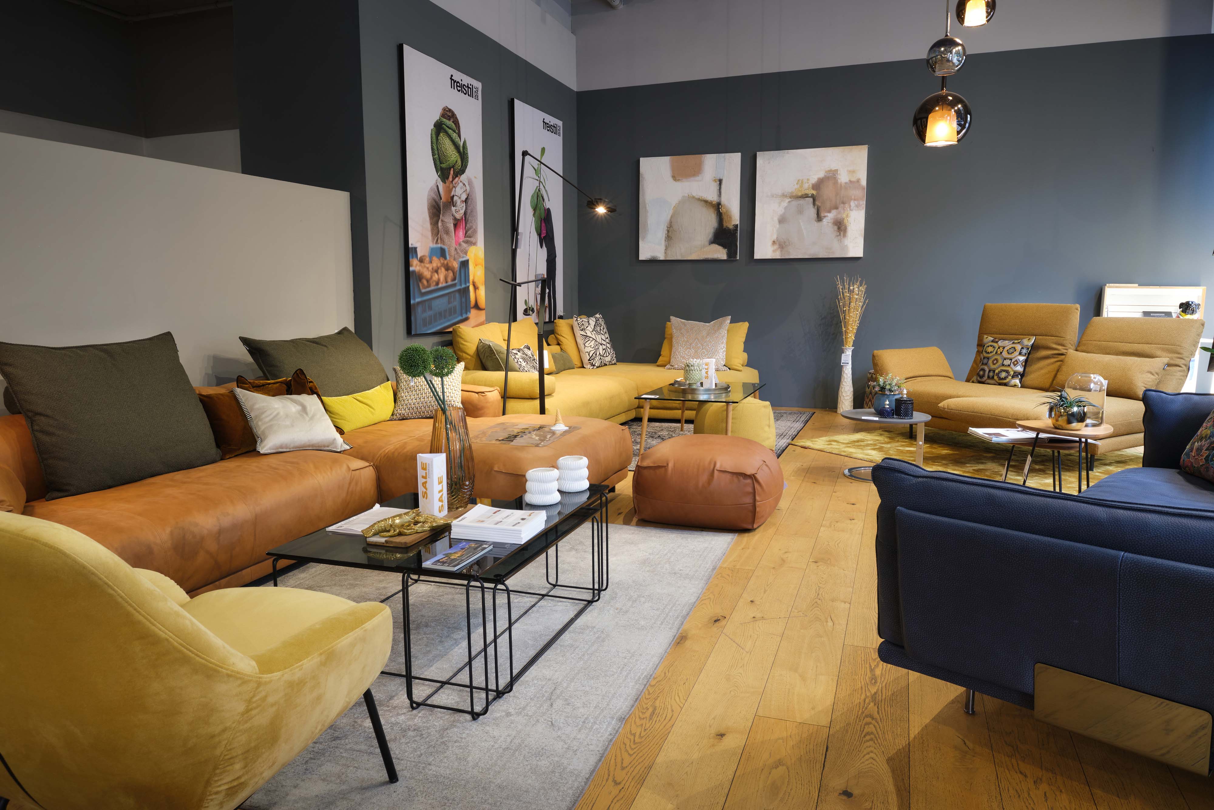 freistil ROLF BENZ & Schlafsofa Store Wien