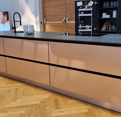 © SMSLXVITRINE2_1.jpg