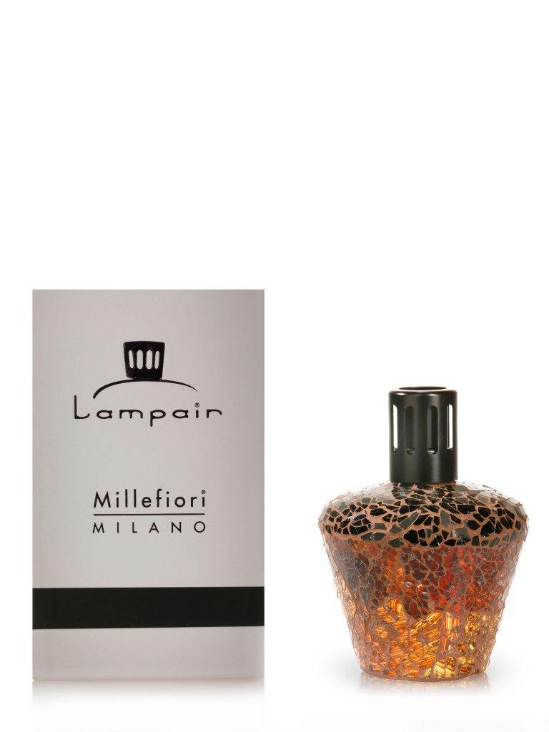 &copy; 2LMOCKBW_2.jpg