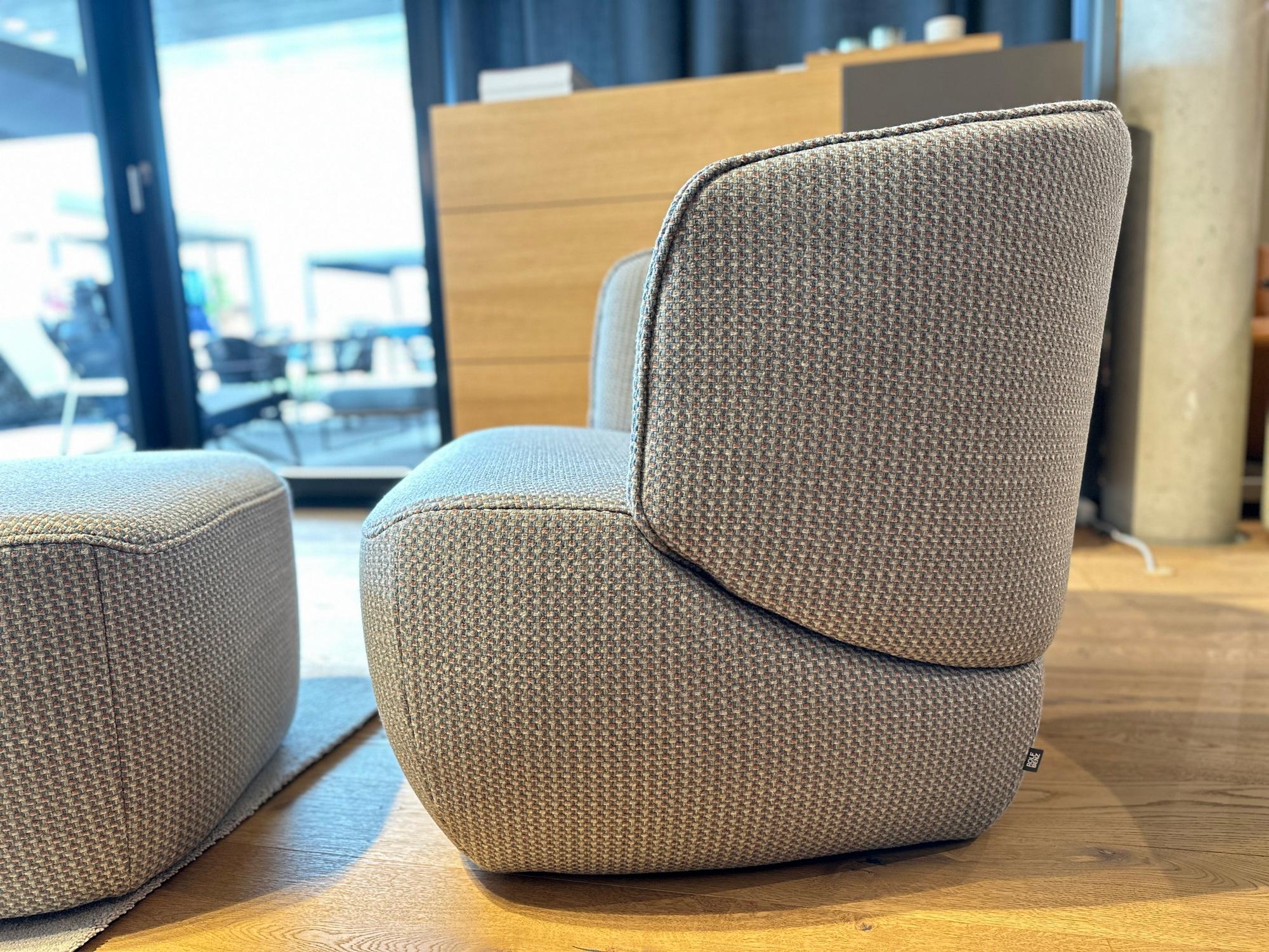 &copy; 384_BEIGEROT_1.JPG