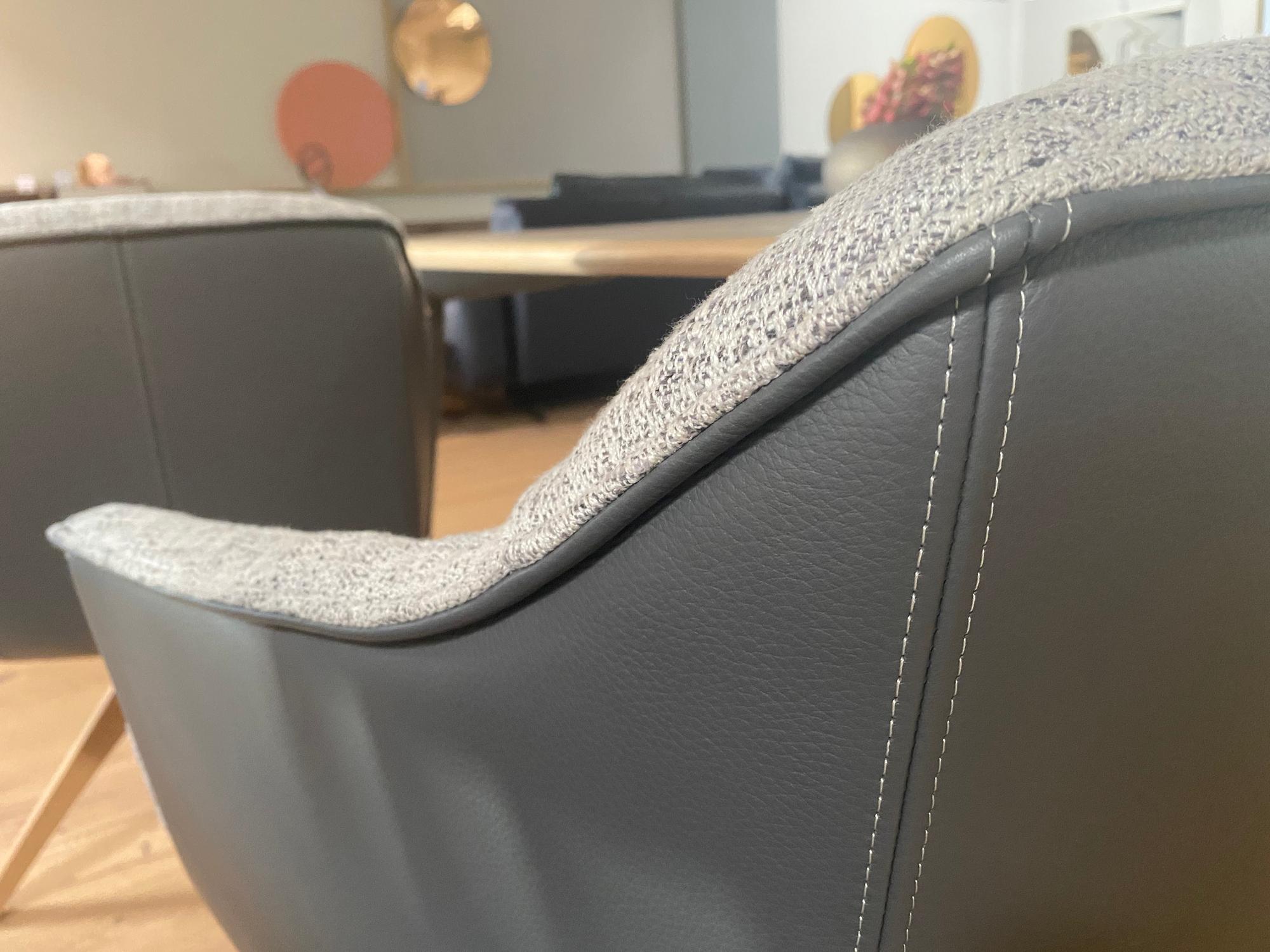 &copy; 641_AB627771_3.jpg