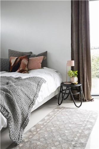 &copy; A00007569_2.jpg