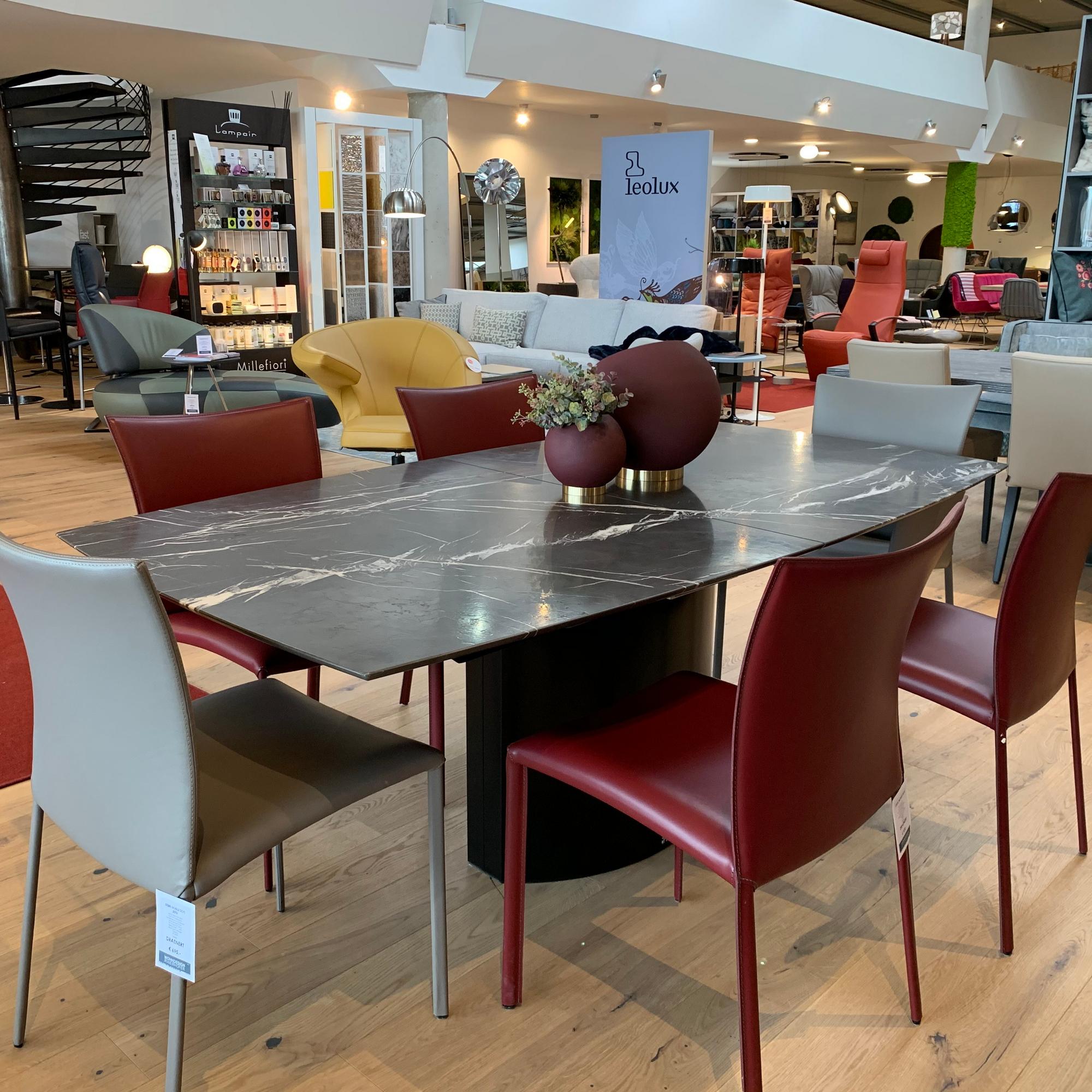 &copy; ADLER-LL-1224_3.jpg