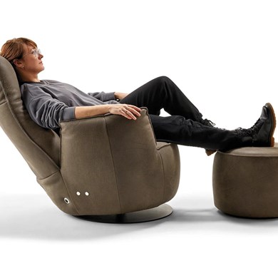 © BULLBLOBBCRAZ_2.jpg