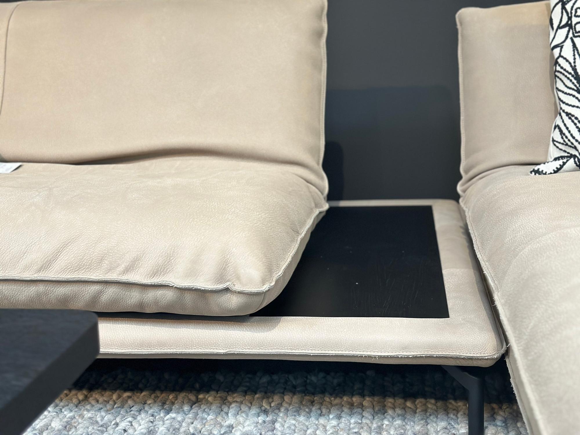 &copy; BULLCAESAR41_1.jpg