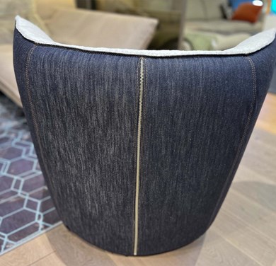 © BULLMARLENEBL_2.jpg