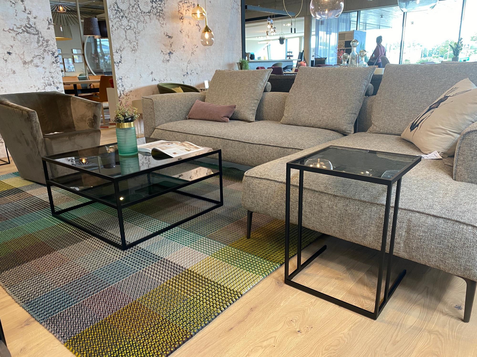 &copy; CAMEO-80-2-BL_2.JPG