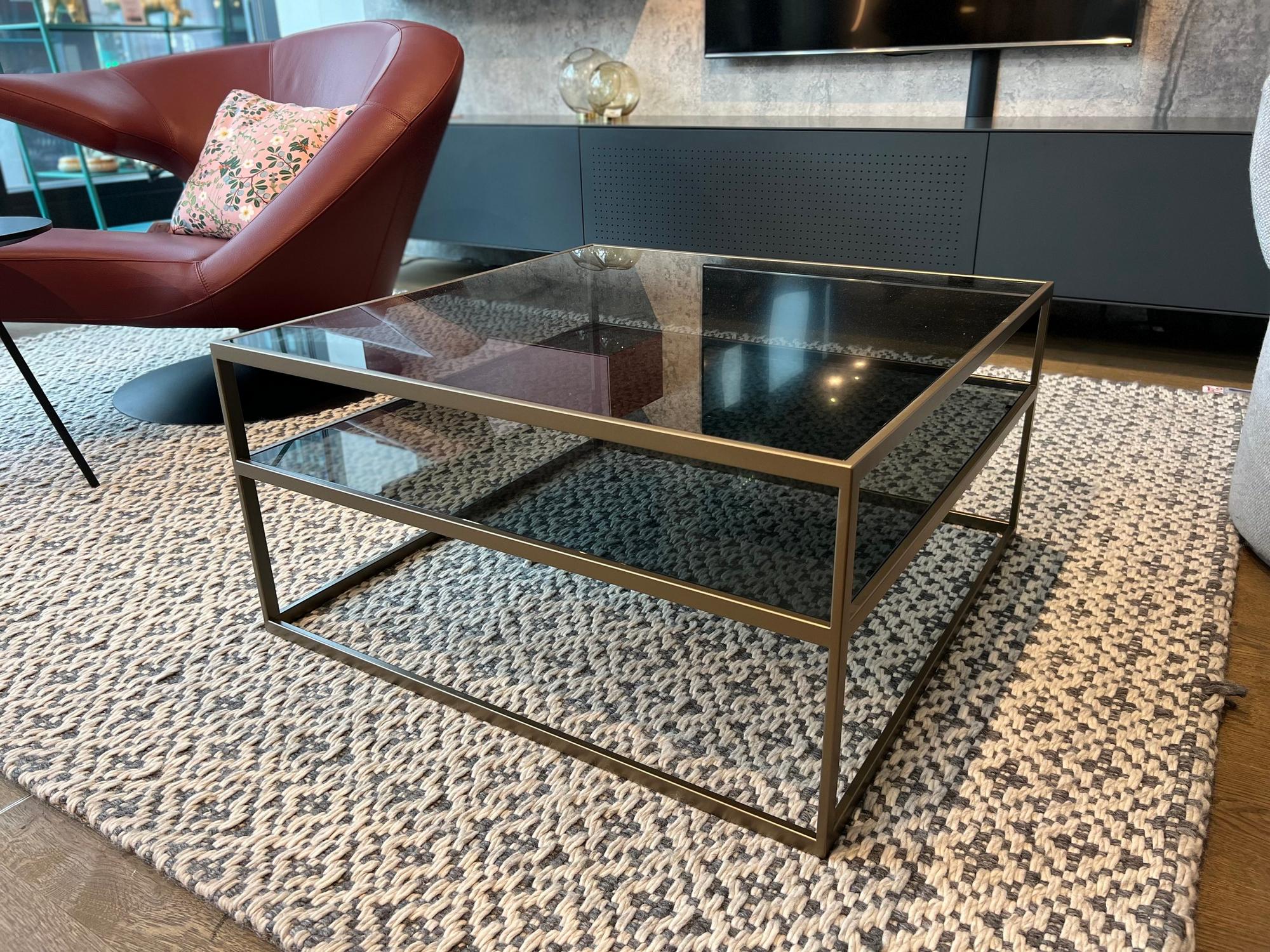 &copy; CAMEO-80-2-BR_1.jpg