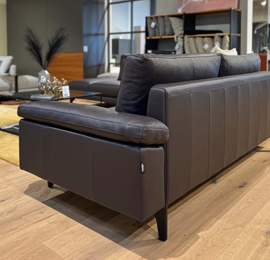 © CR45054549SOB_2.jpg