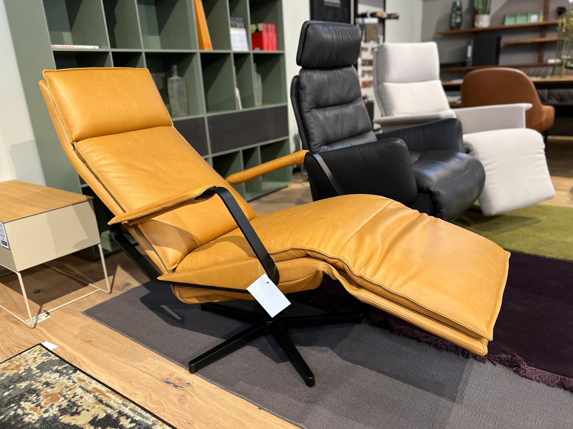 &copy; DLLARGOBRANDY_2.jpg