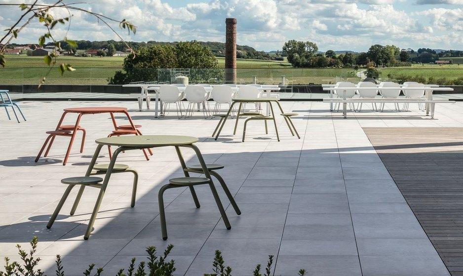 &copy; EXVIRUS90026_1.jpg