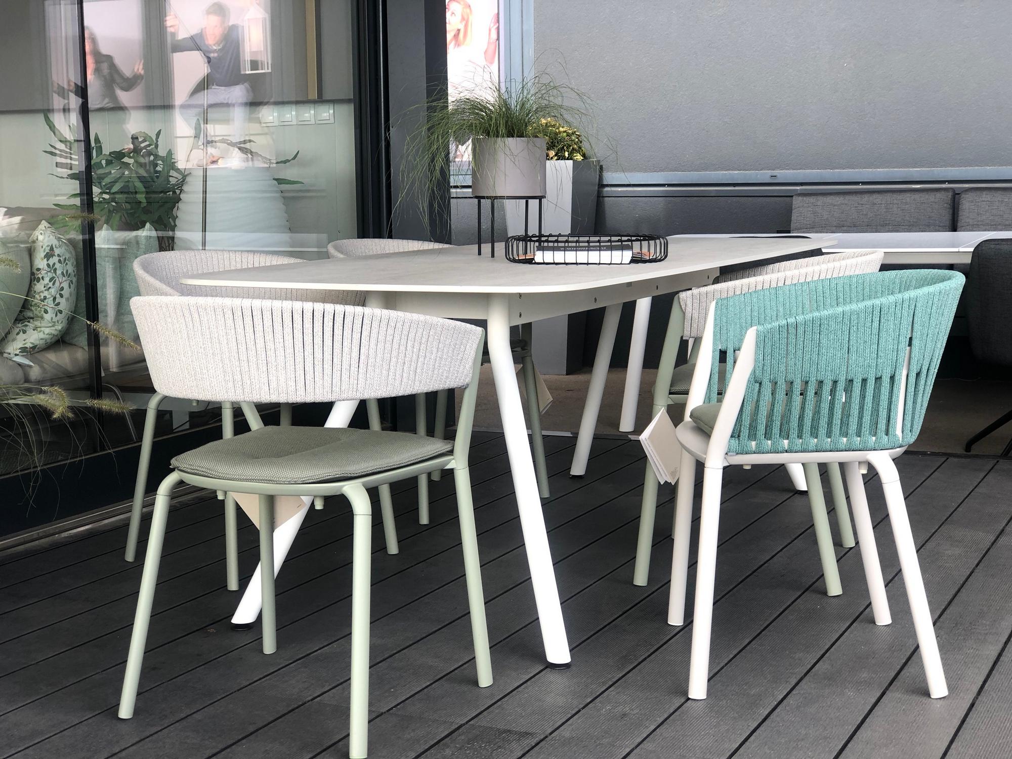 &copy; FAST7601RIA_1.jpg