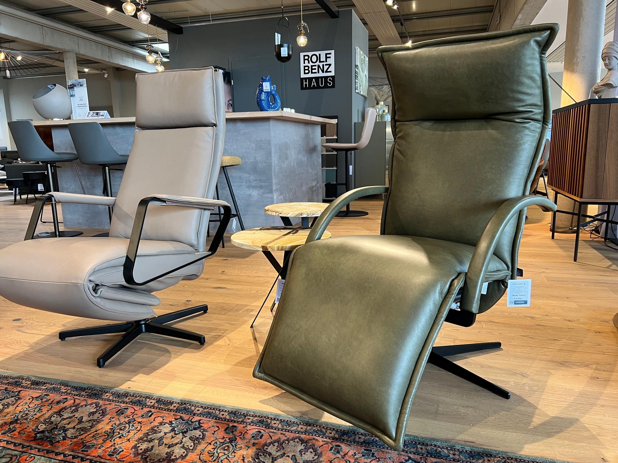 &copy; FFFINO6164_1.jpg