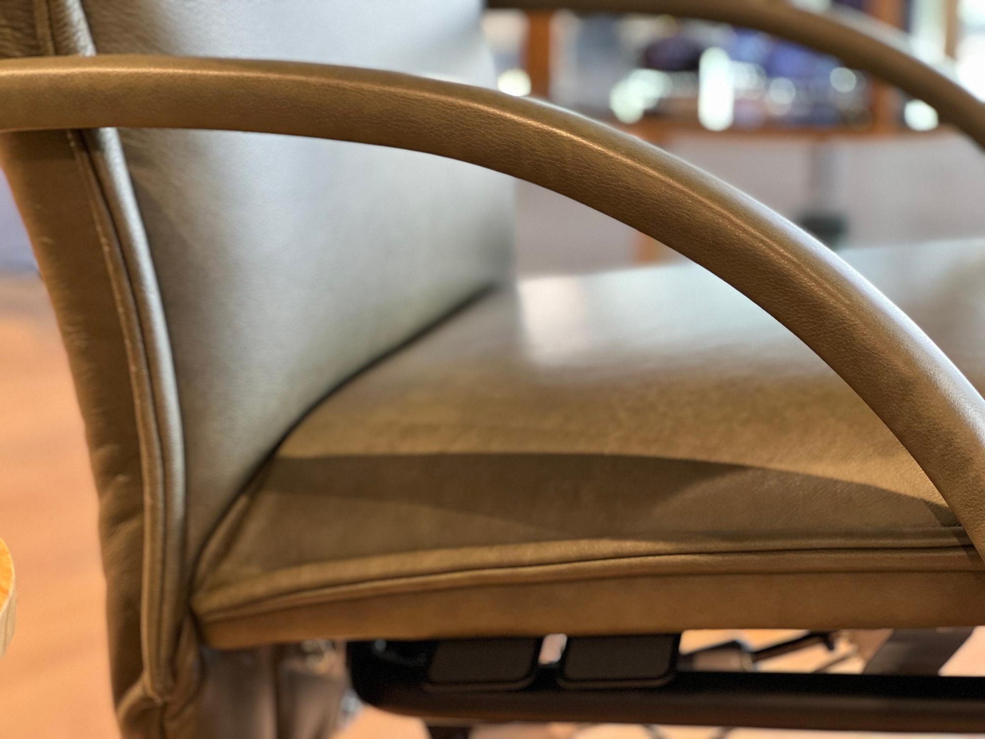 &copy; FFFINO6164_3.jpg