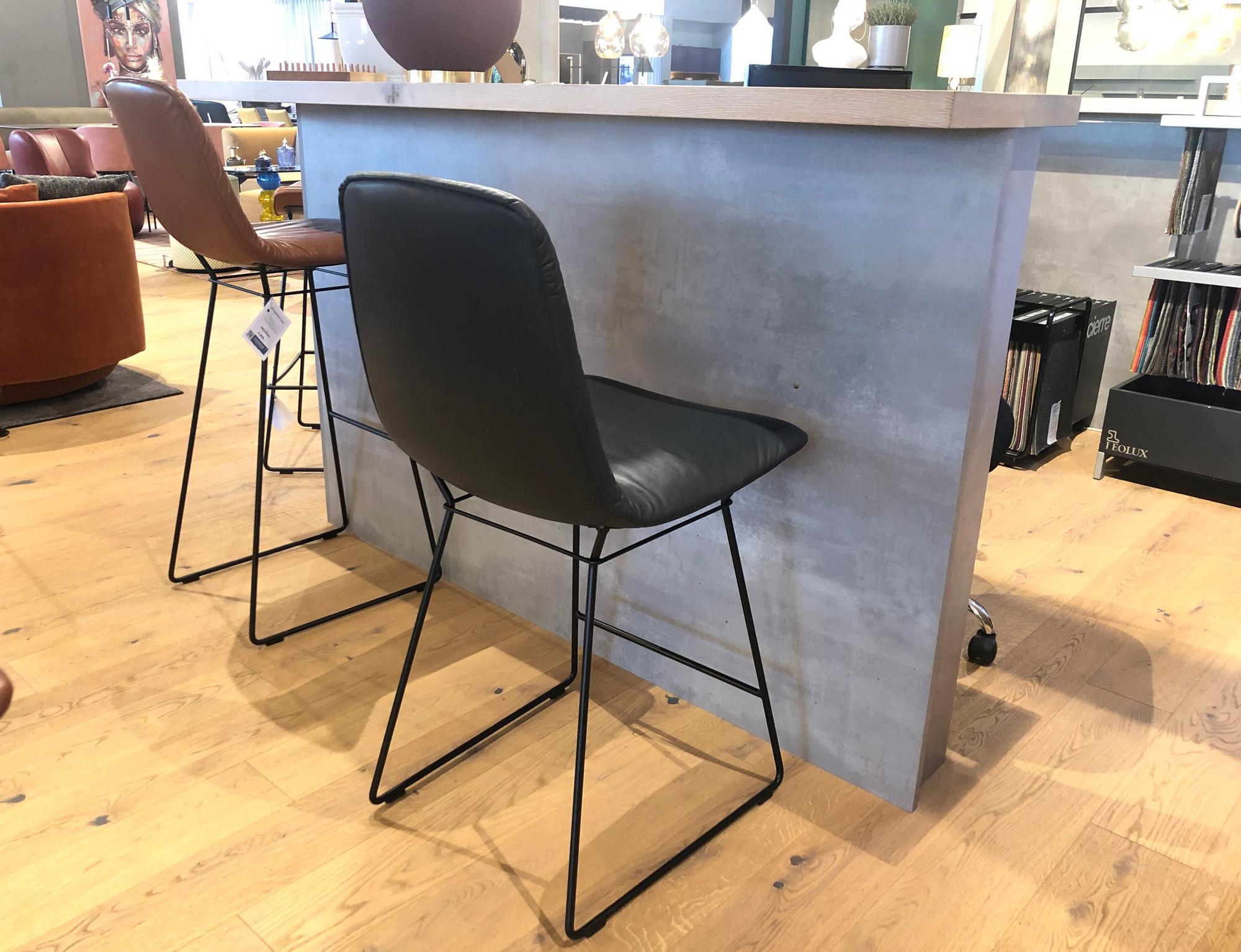 &copy; FFLEYAKITCHAI_1.JPG