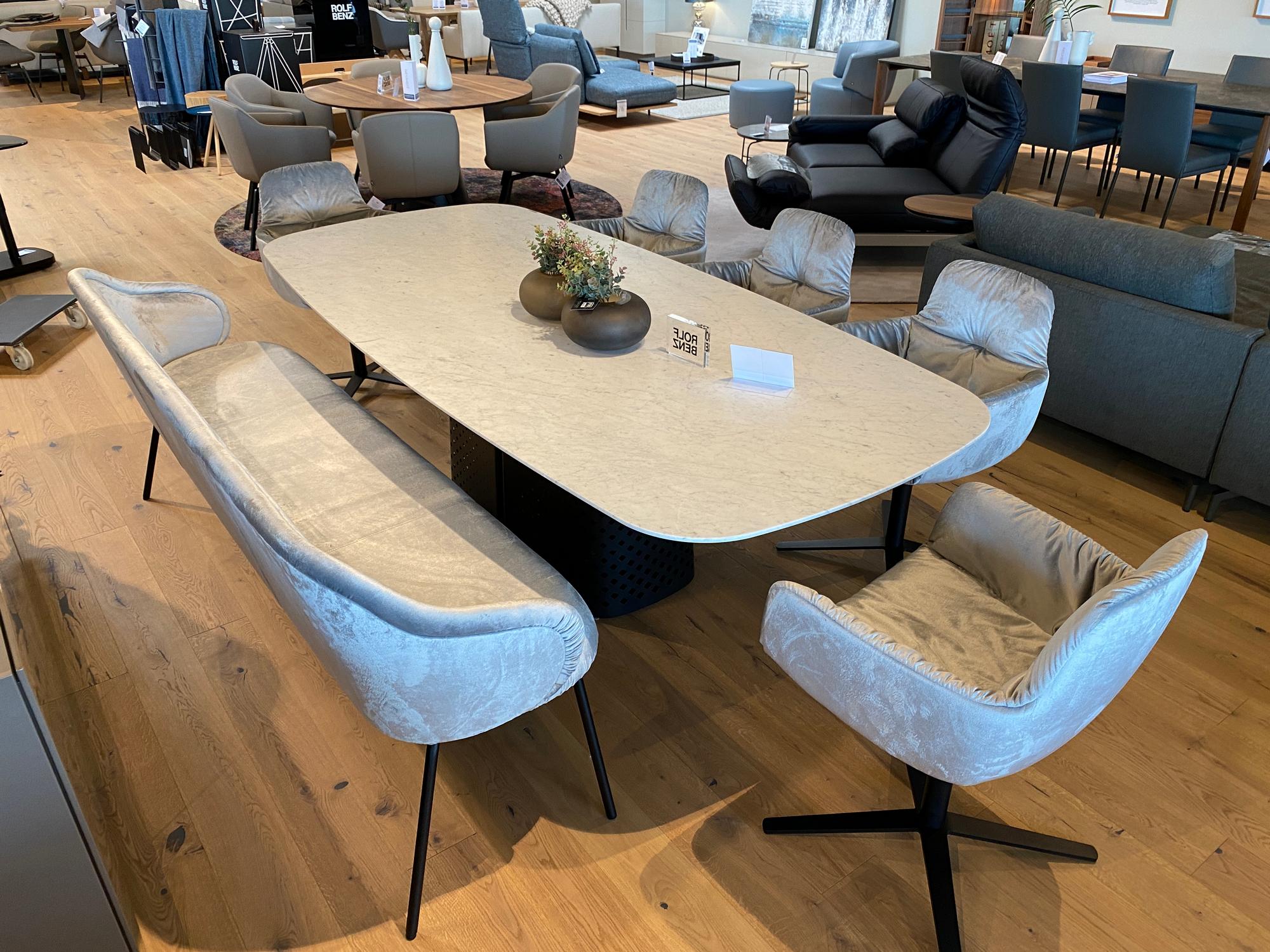 &copy; FFONABENCHCUR_2.JPG