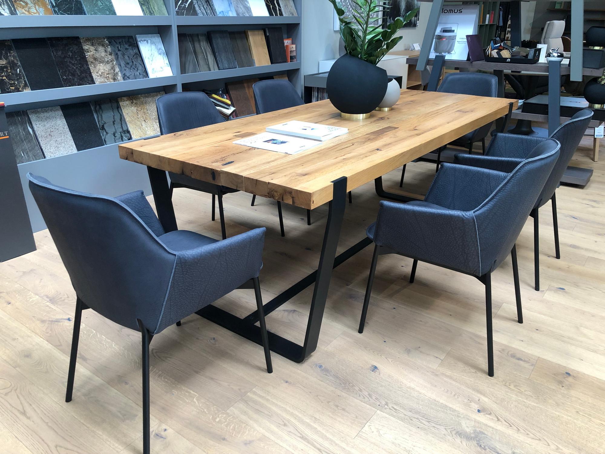 &copy; FRGRACE96002_2.jpg