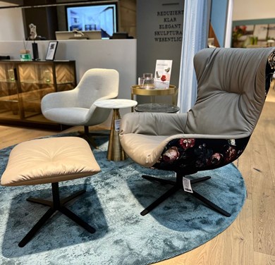 © FRLEYAWINGEDE_1.jpeg