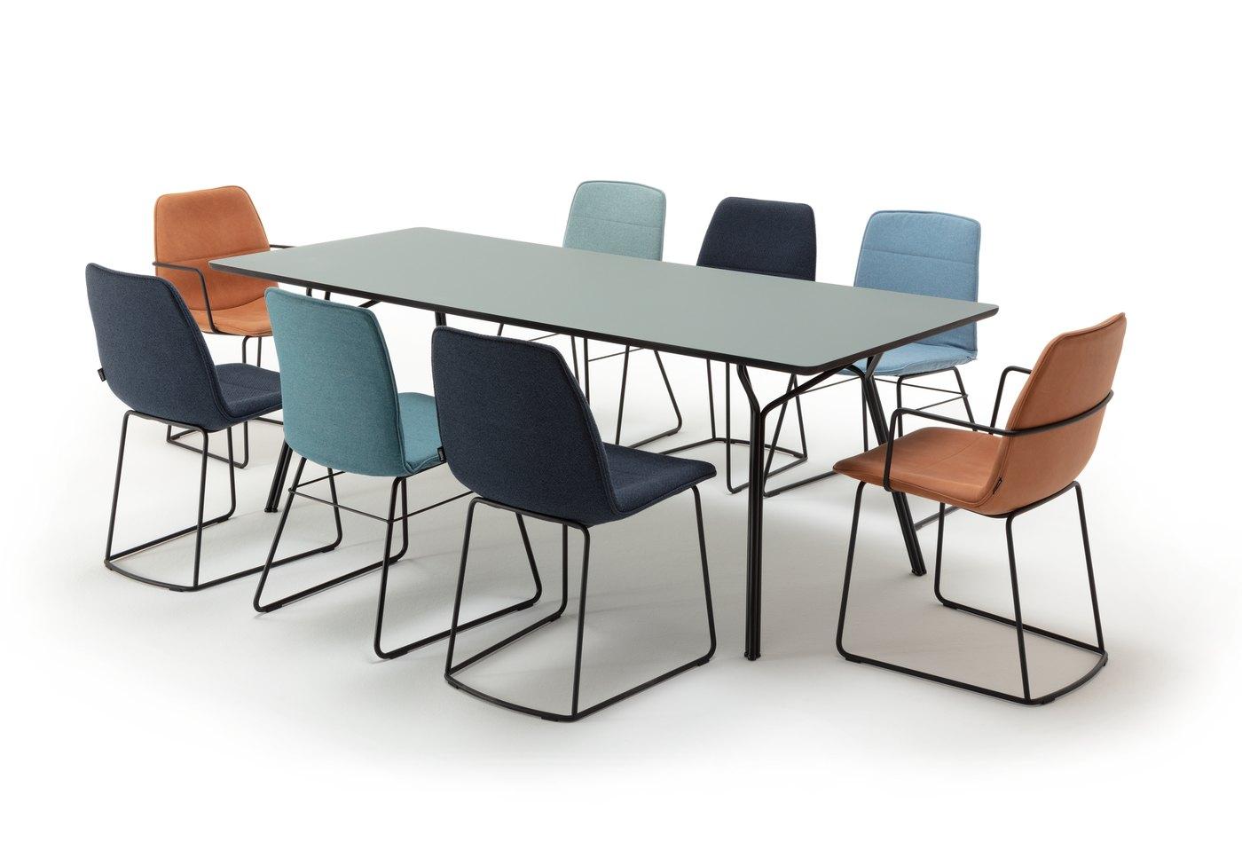 &copy; FS1179224_4.jpg