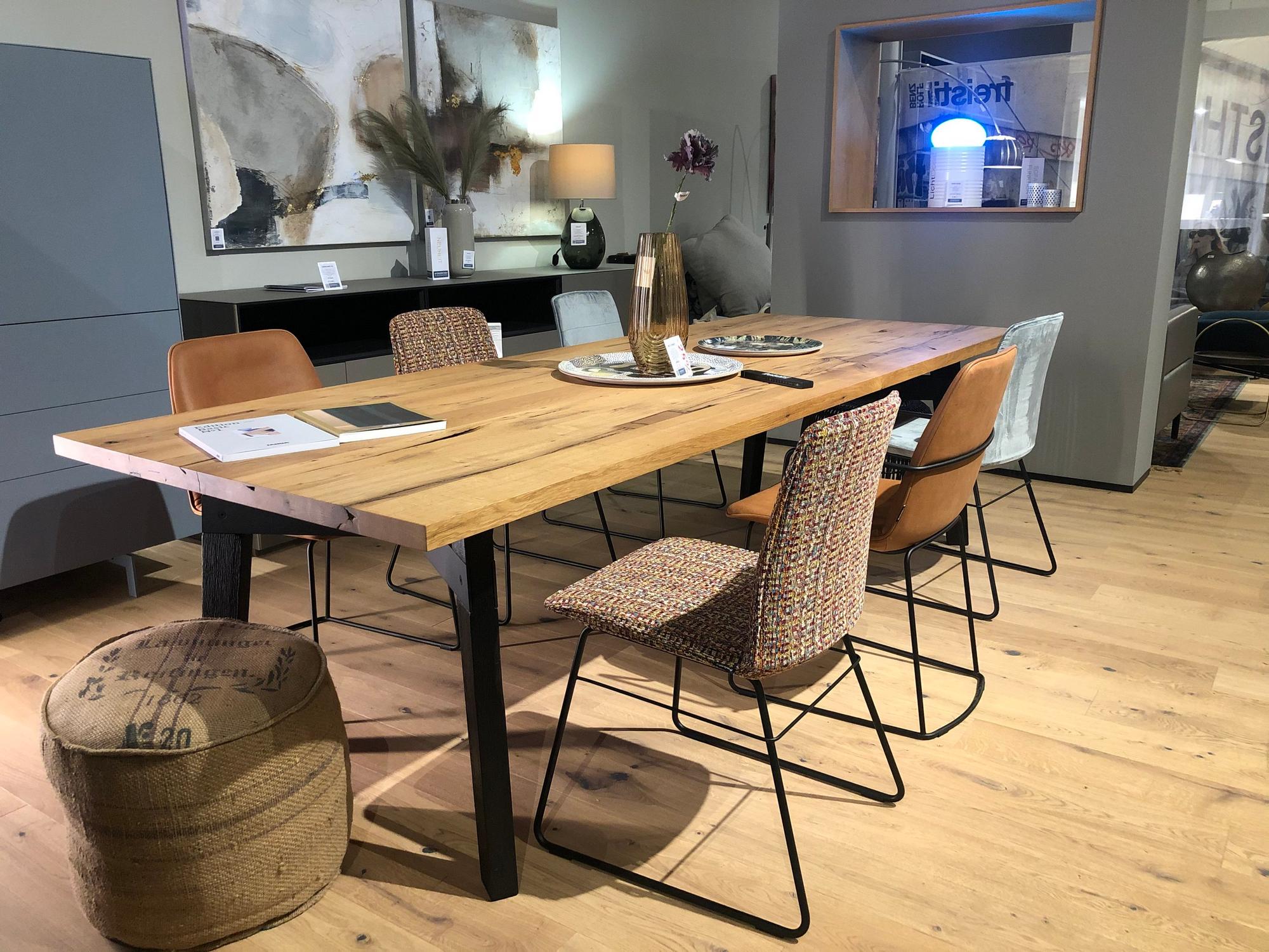 &copy; FS1186331_2.jpg