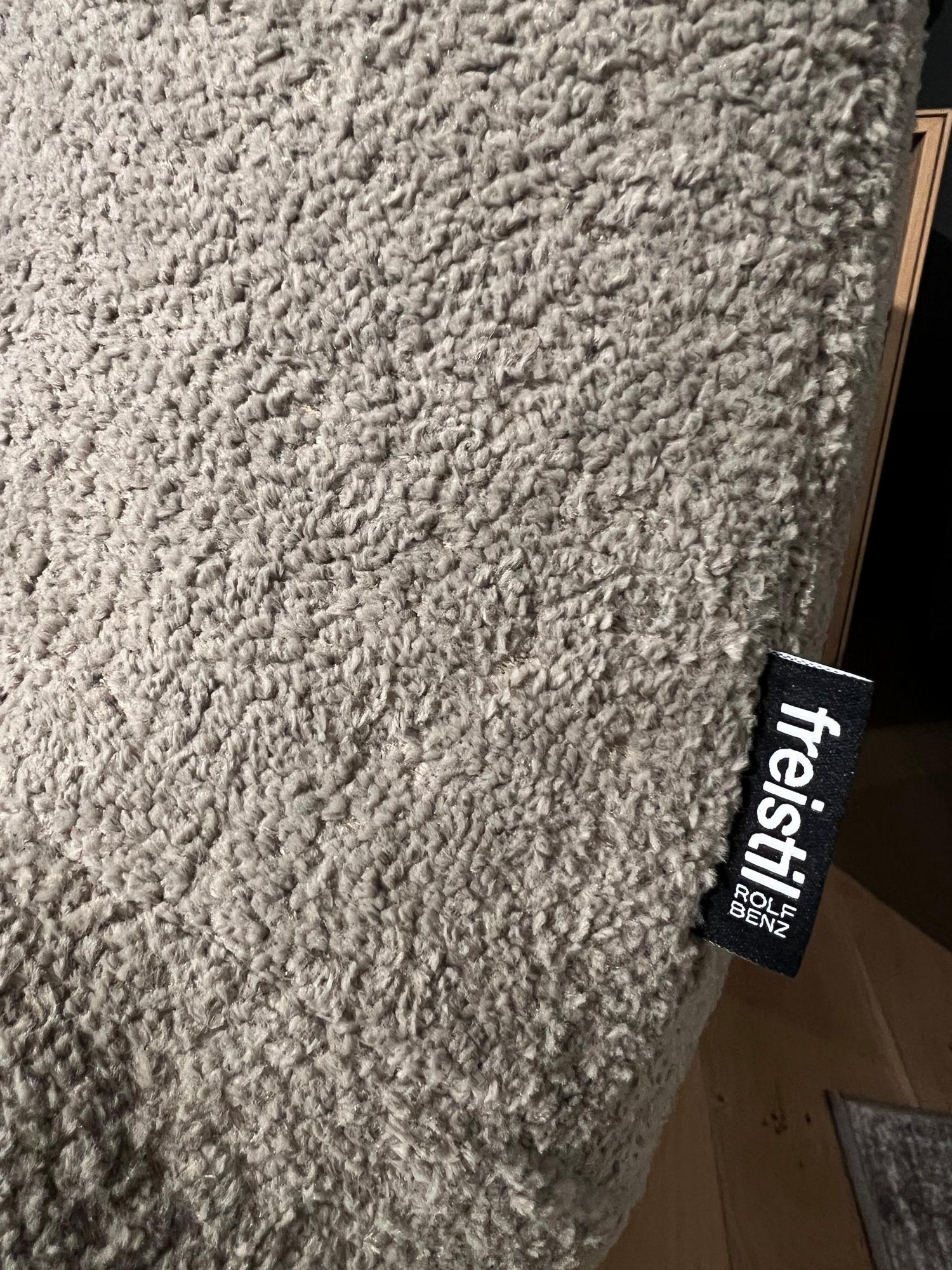 &copy; FS1452304_1.JPG