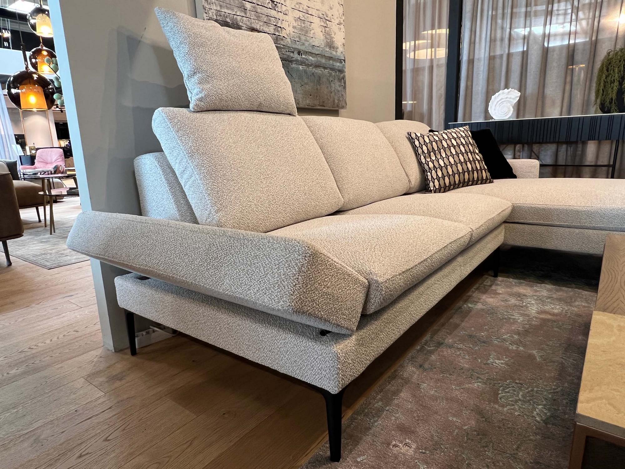 &copy; JORITIGRALORK_1.jpg