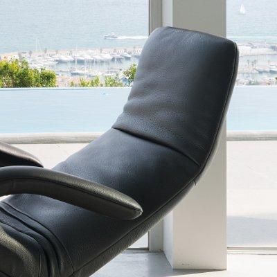 &copy; JRYOGA7360_2.jpg