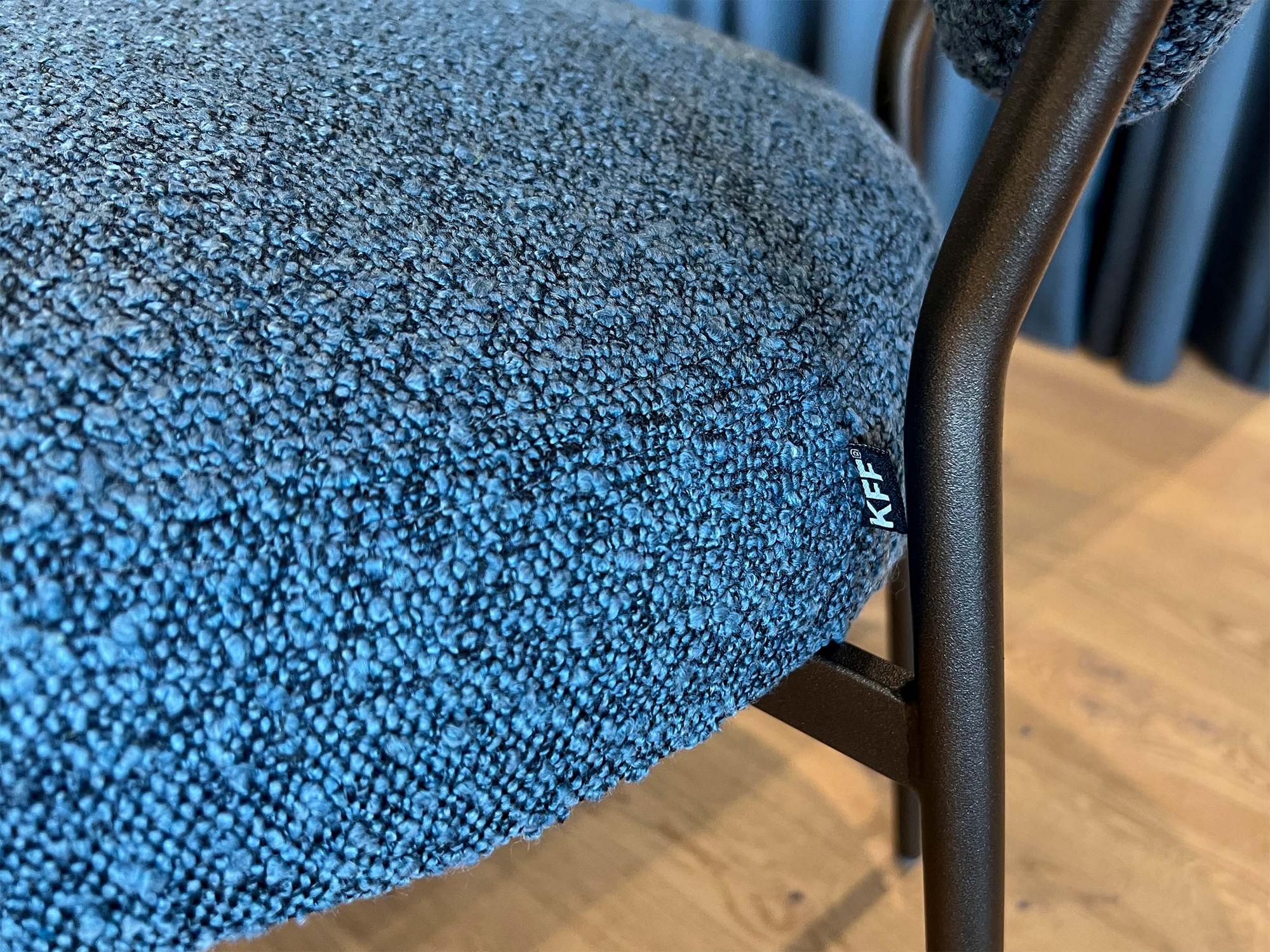 &copy; KFFICON2408_2.jpg