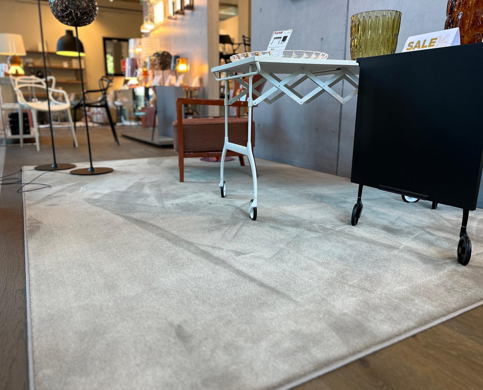 &copy; KTEPPICH300DO_1.jpg