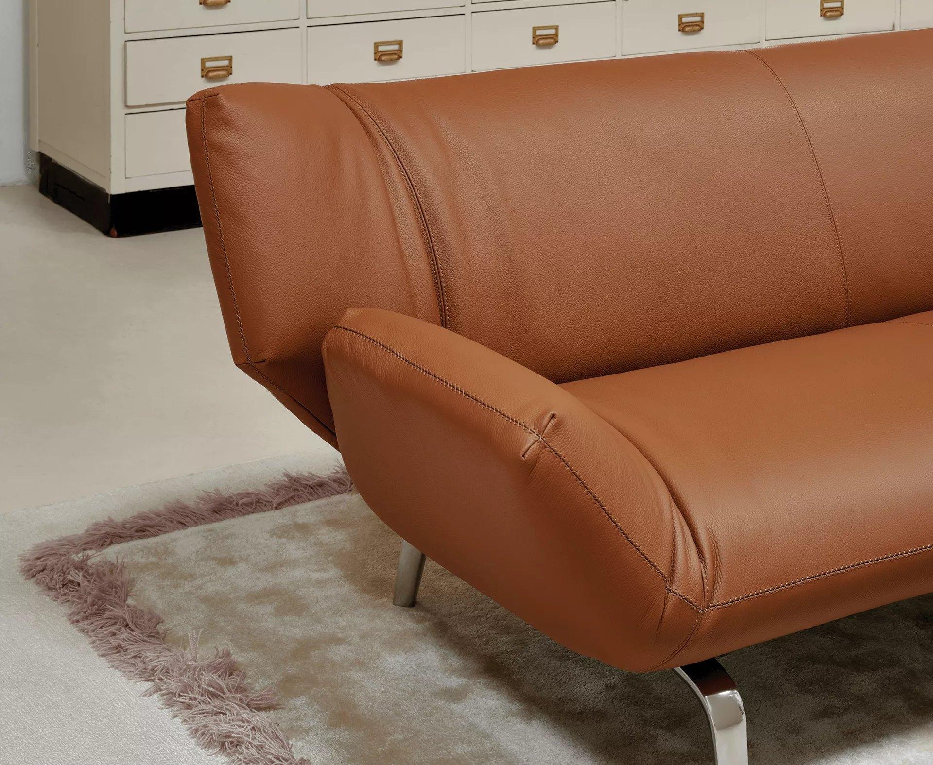 &copy; LXDEVONOLIVA_1.jpg