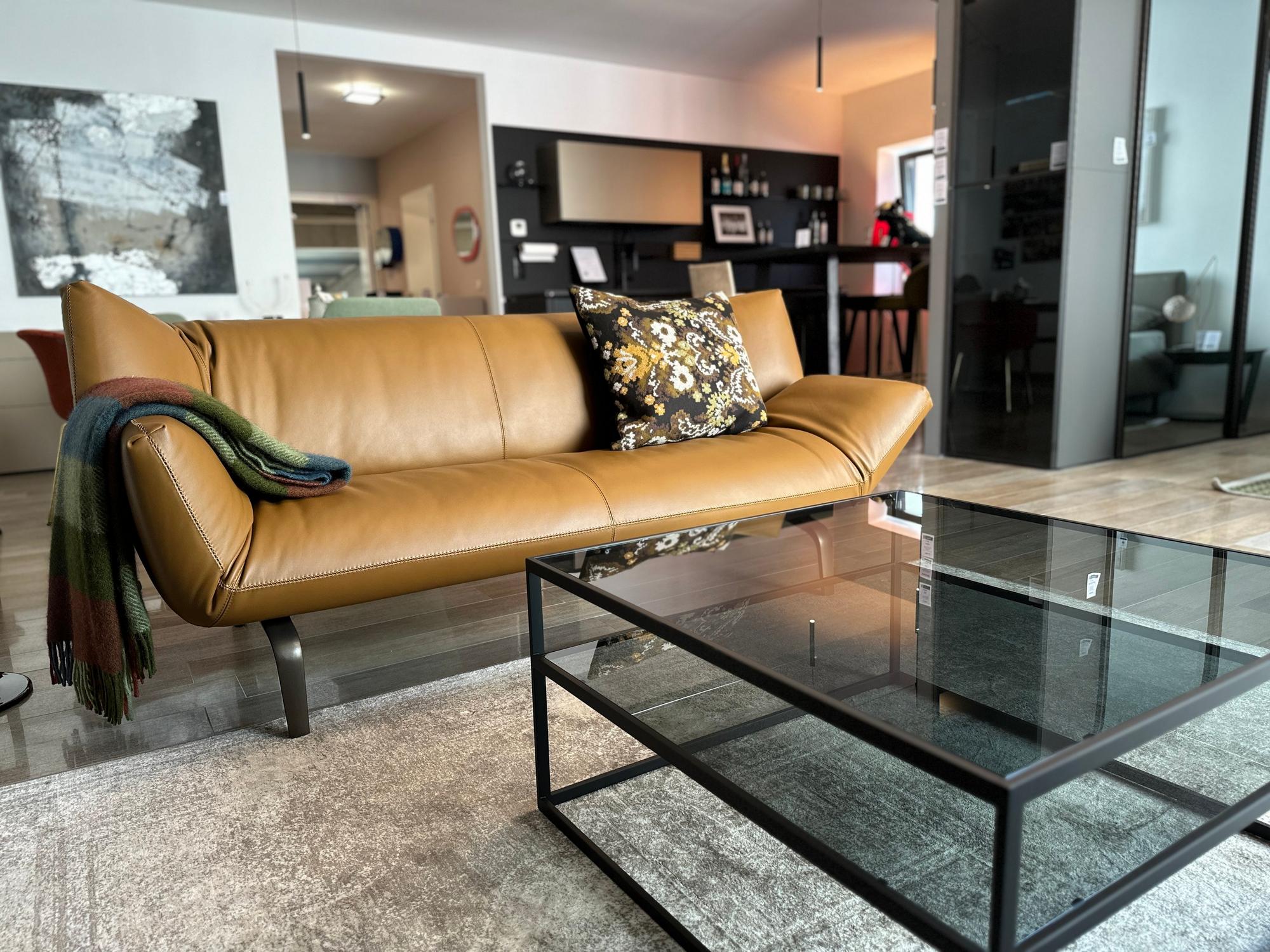 &copy; LXDEVONOLIVA_2.jpg