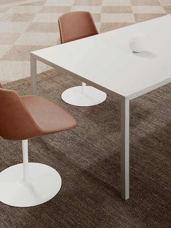 &copy; MDFIFLOW0238_2.jpg