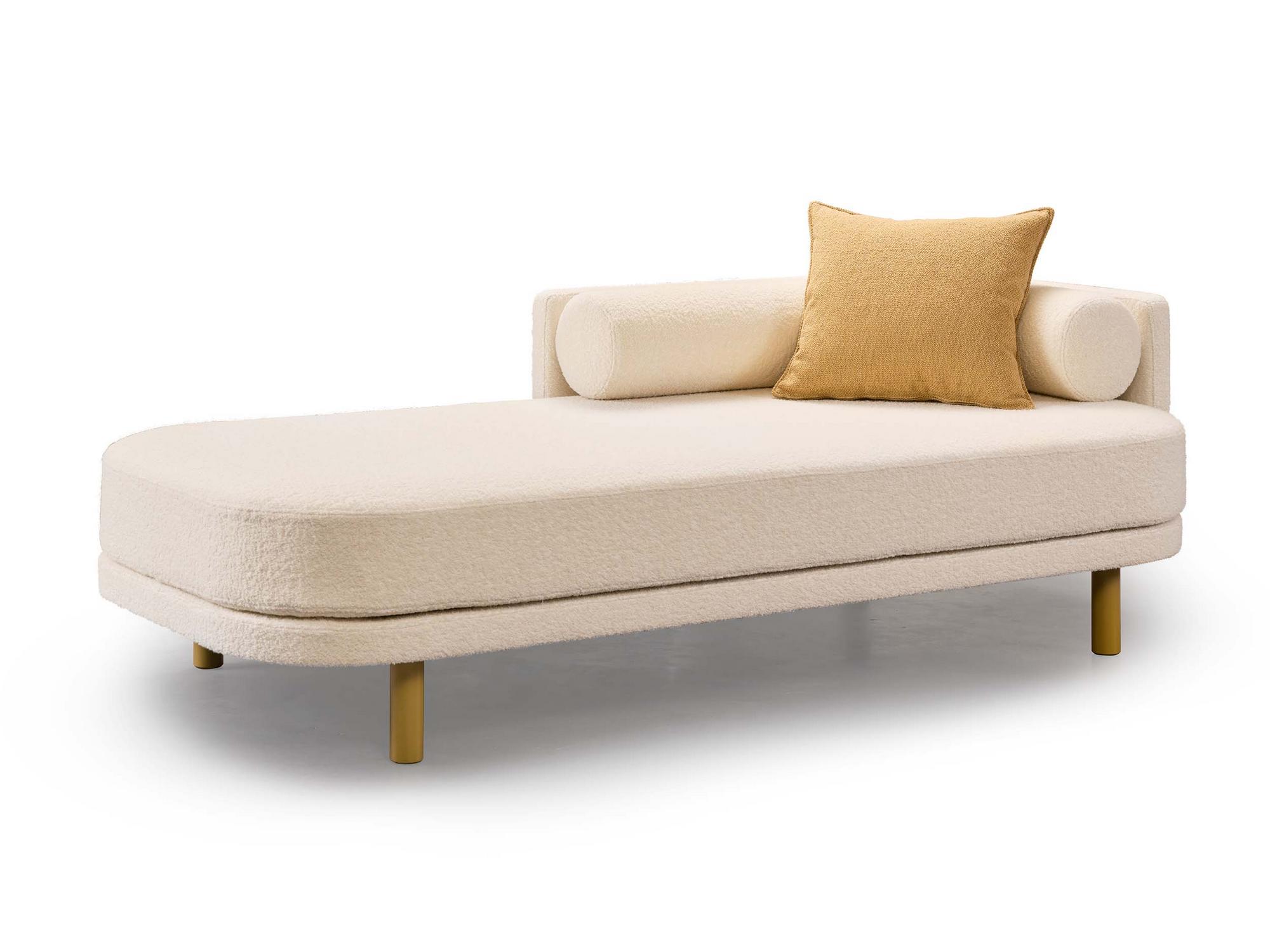 &copy; MOELLCAJA102_1.jpg