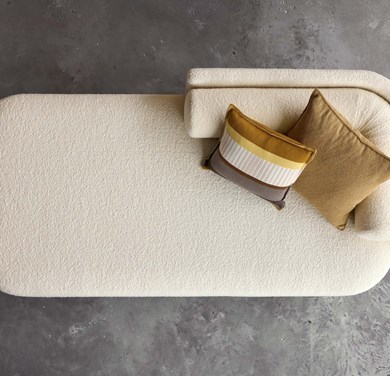 © MOELLCAJA102_2.jpg