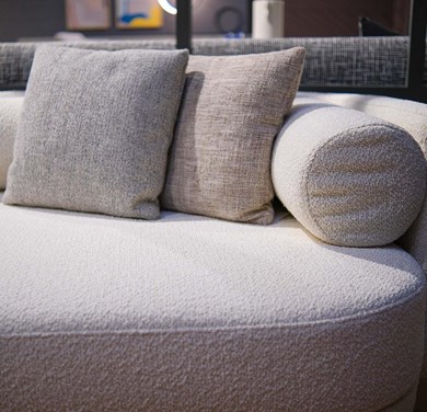 © MOELLCAJA102_3.jpg