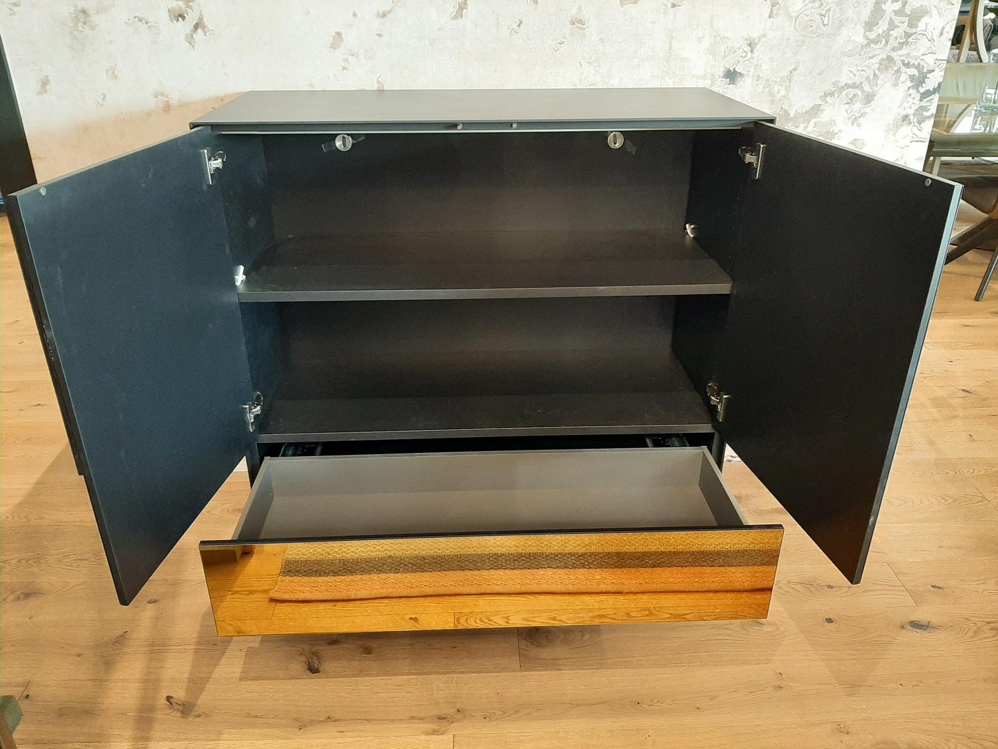 &copy; NEX22000149_2.jpg