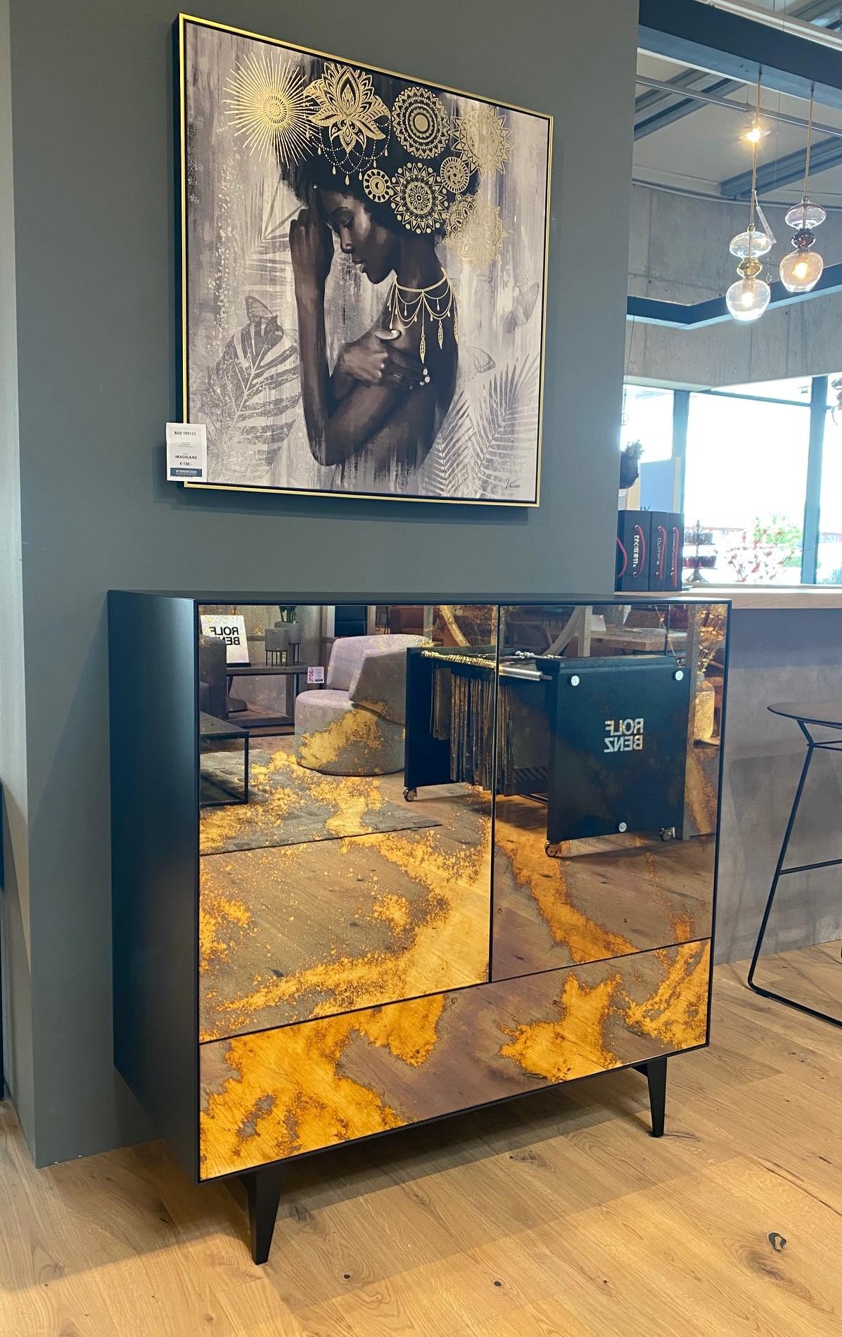 &copy; NEX22000149_4.jpg