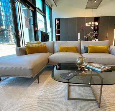 © PFHAPPYJACKNE_1.jpg