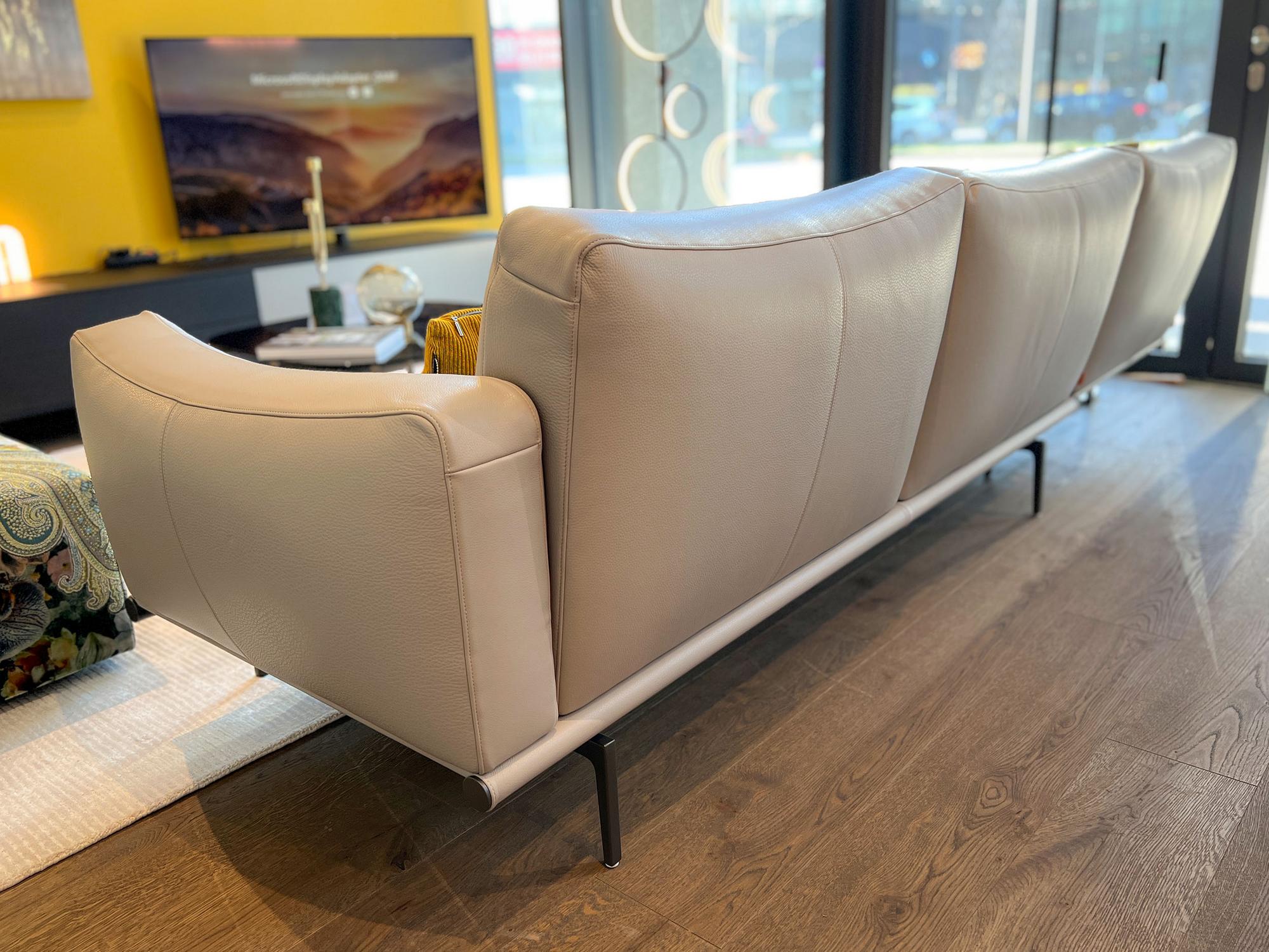 &copy; PFHAPPYJACKNE_3.jpg