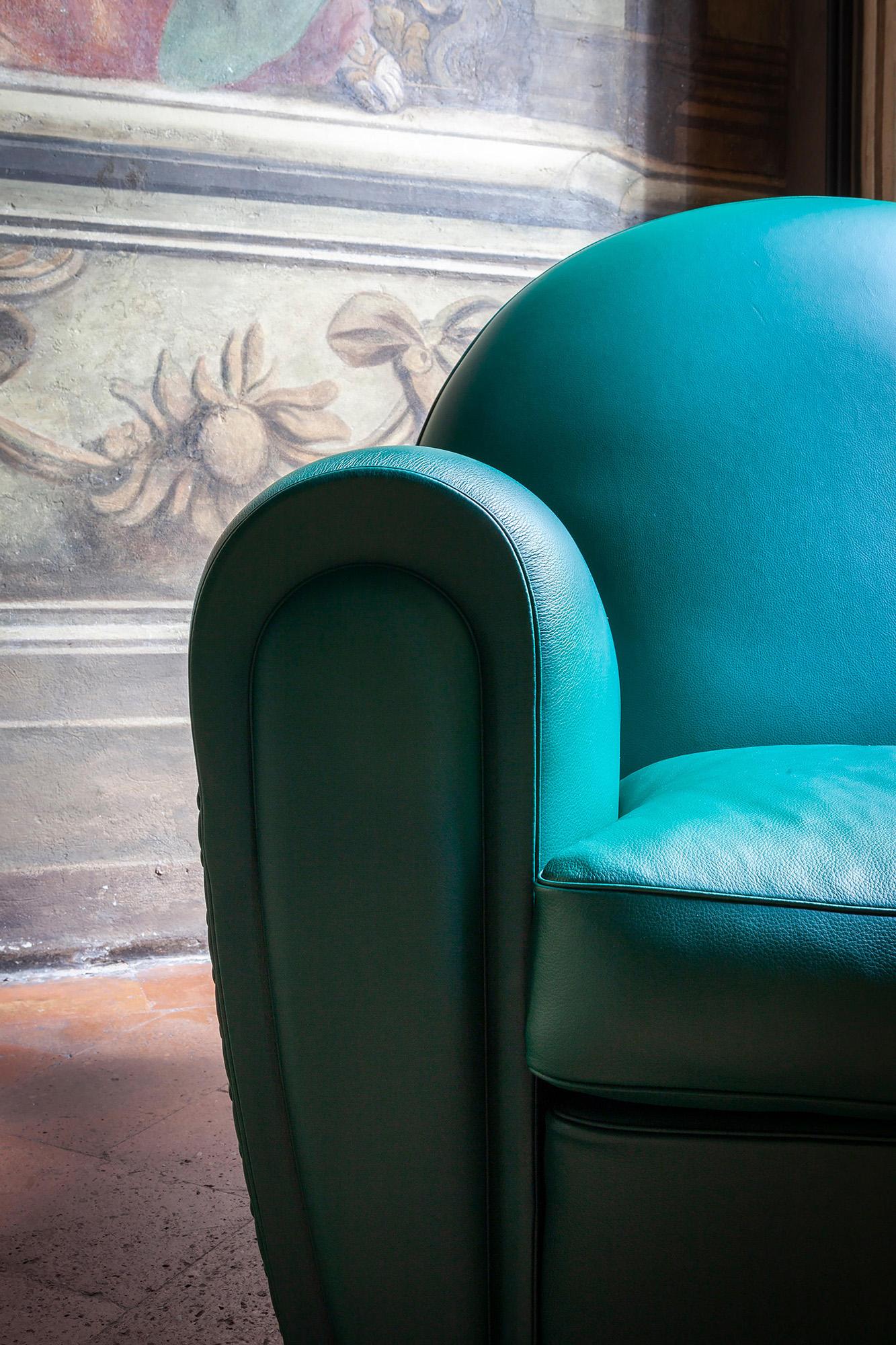 &copy; PFVANITYFA188_2.jpg