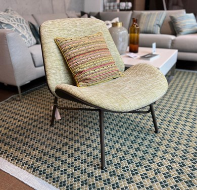 © PODE690-100_3.jpg