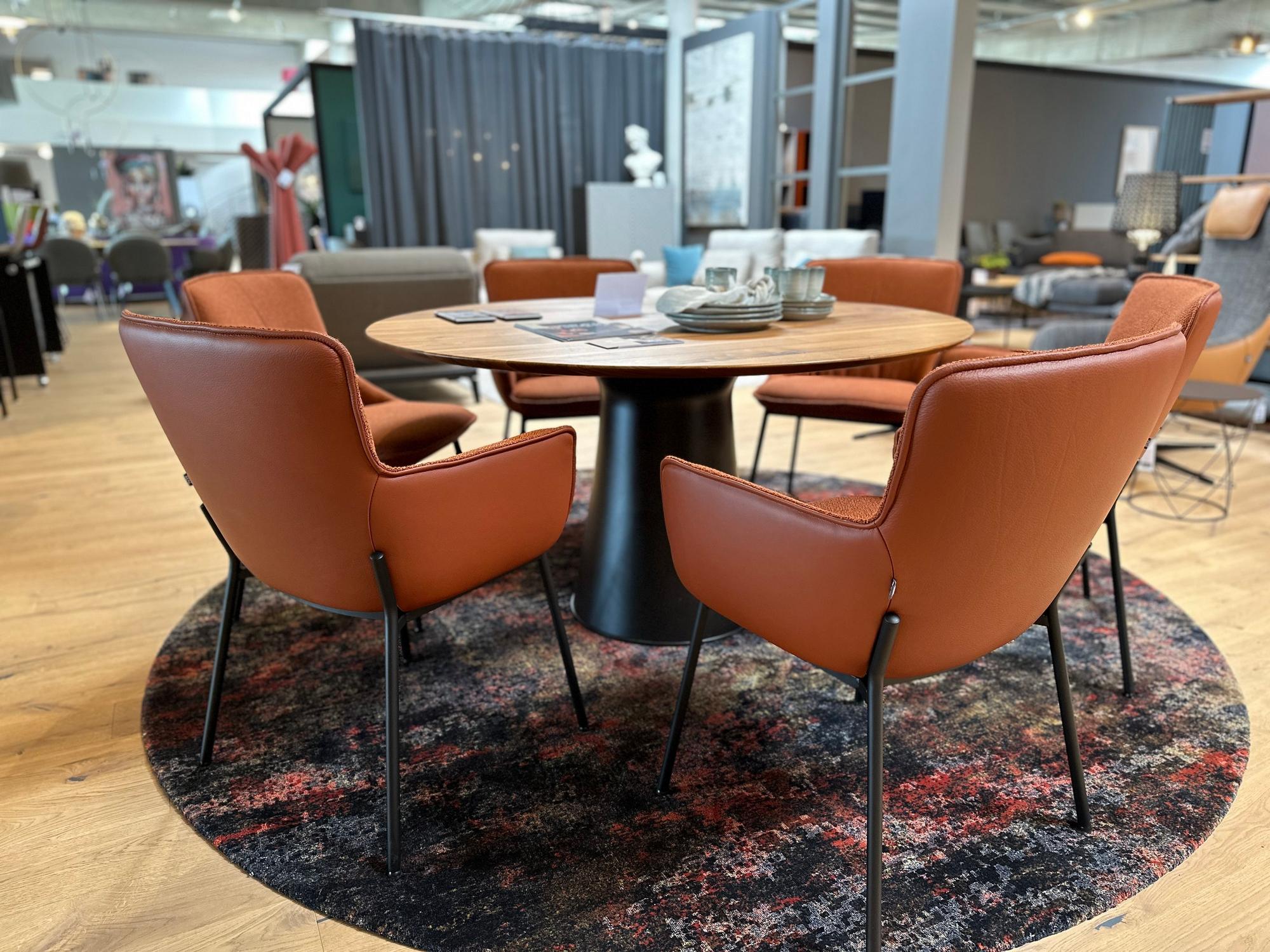 &copy; RB655AT24556_1.jpg